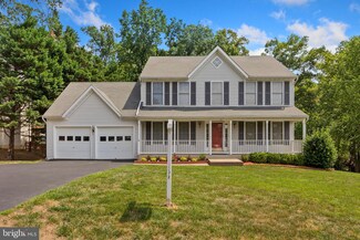 27 Lynchester Dr, Fredericksburg, VA 22406