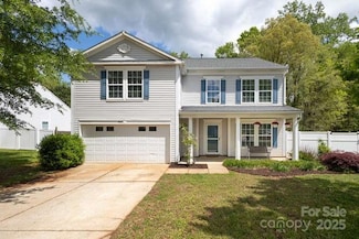 1965 Leesburg Dr, Clover, SC 29710