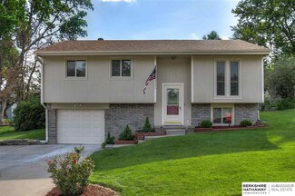 8726 S 142nd Ave, Omaha, NE 68138