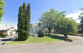 1109 S 11th Ave, Yakima, WA 98902