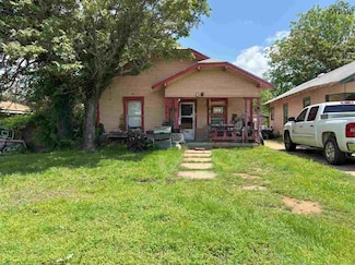 1403 Burnett St, Wichita Falls, TX 76301