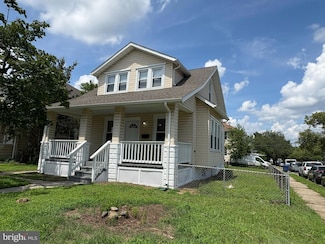 537 Bridgeboro St, Riverside, NJ 08075