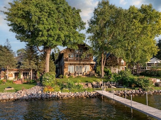 2029 Arbor Ln, Mound, MN 55364