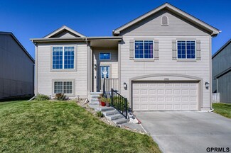 13906 Wyoming St, Omaha, NE 68142