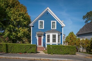 18 Parker St, Rockport, MA 01966