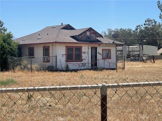 3301 Weedpatch Hwy, Bakersfield, CA 93307