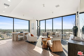 3688 Overland Ave Unit 724, Los Angeles, CA 90034
