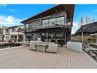 3939 N Marine Dr Unit 12, Portland, OR 97217