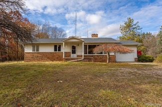8465 Watson Rd, Marlette, MI 48453