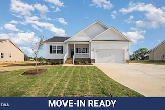 94 Royal Ave, Selma, NC 27576