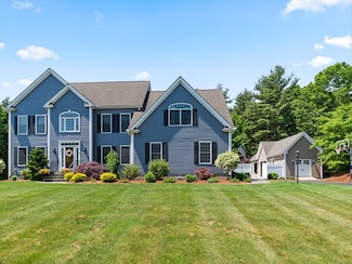 35 Hayden Ln, Franklin, MA 02038