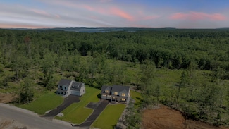 42 Woodbrey Ln, Standish, ME 04084