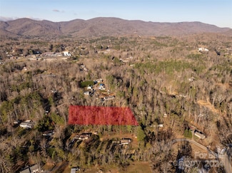 10 McGee Hill Rd, Fairview, NC 28730