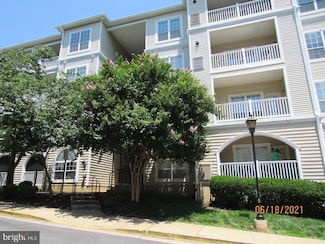 4561 Strutfield Ln Unit 3106, Alexandria, VA 22311