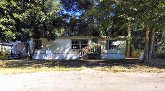 10376 Paradise Cir, Chandler, TX 75758