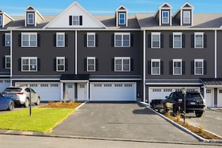 7 Elise Ave, Londonderry, NH 03053