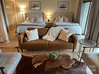 103 Mid Holiday Ln Unit 111, Beech Mountain, NC 28604