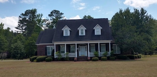 351 Duncan Chapel Rd, Harleyville, SC 29448
