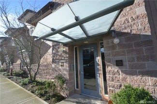 654 5th Ave S Unit 405, Edmonds, WA 98020