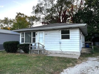 210 N Roeske Ave, Trail Creek, IN 46360