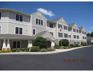 7 Crescent Way Unit 308, Sturbridge, MA 01518