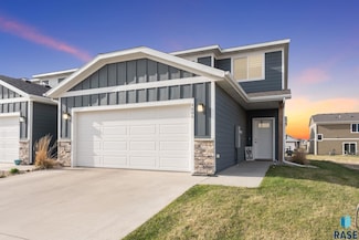 4606 E Whisper Ridge Place, Sioux Falls, SD 57108