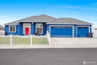 1011 8th Ave NE, Ephrata, WA 98823