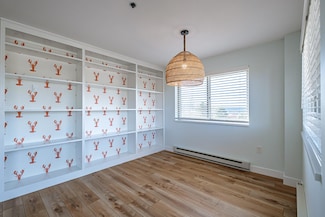 148 Breakwater Dr Unit 305, South Portland, ME 04106