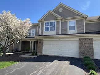 545 Yorkshire Ln, Pingree Grove, IL 60140