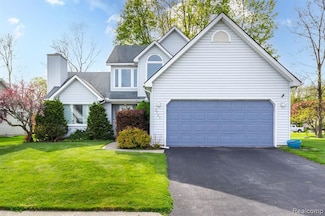 2761 Tomahawk Dr Unit 37, Waterford, MI 48328