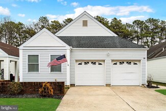 99 Deerfield Dr, Manahawkin, NJ 08050