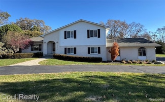 22416 Heathersett Crescent, Farmington Hills, MI 48335