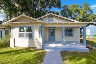 1020 W Line St, Leesburg, FL 34748