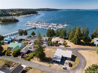 105 Port Townsend Bay Rd, Port Hadlock, WA 98339