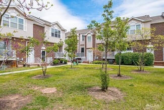 420 Great Beds Ct Unit 420, Perth Amboy, NJ 08861