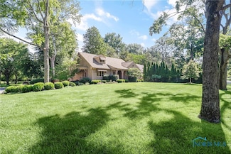 3998 W Bancroft St, Ottawa Hills, OH 43606