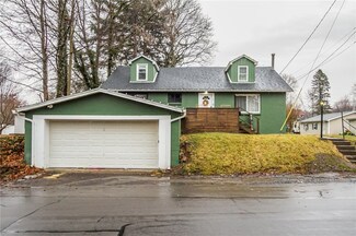 1 N Park St, Clifton Springs, NY 14432