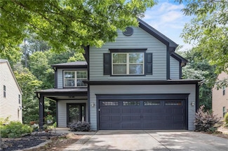 930 Silver Lake Dr, Acworth, GA 30102