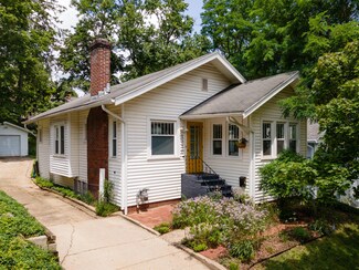 1210 W Maple St, Kalamazoo, MI 49008