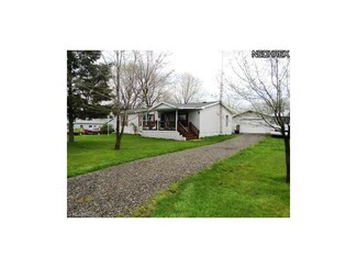 2518 Willowrow Ave NE, Canton, OH 44705