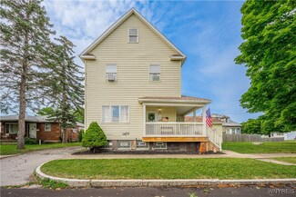 402 38th St, Niagara Falls, NY 14303