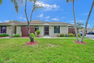 264 Meadows Dr, Boynton Beach, FL 33436