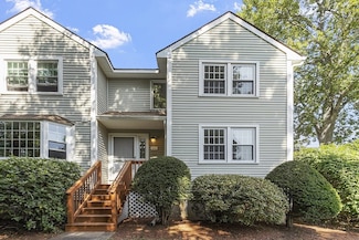 61 Patrick Rd, Tewksbury, MA 01876