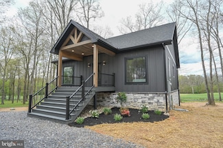 228 Crows Point Rd, Swanton, MD 21561