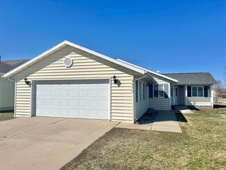 3630 Ithaca Ave, Spirit Lake, IA 51360