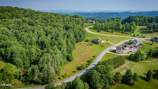 309 Golf Ridge Dr, Kingsport, TN 37664
