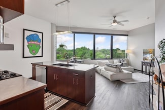 5601 Smetana Dr Unit 418, Minnetonka, MN 55343