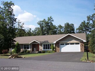 69 Northgate Dr, Ridgeley, WV 26753