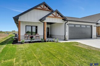 9416 S 87th St, Lincoln, NE 68526
