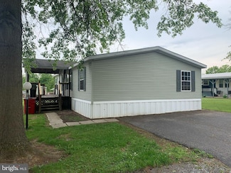 143 Conodoguinet Mobile Estate, Newville, PA 17241